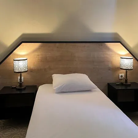 Am Fluss Saale 酒店