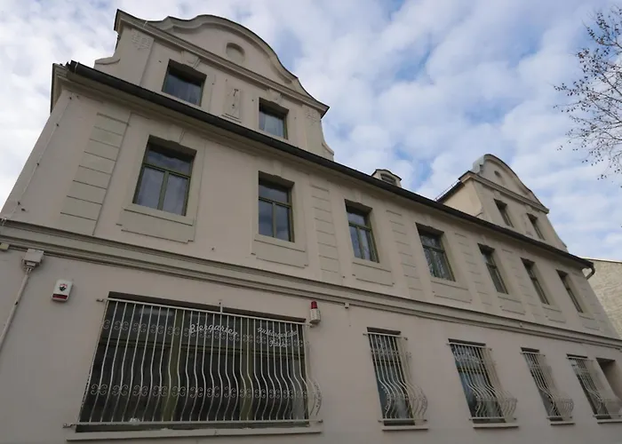 Hotel Am Fluss Saale 3*