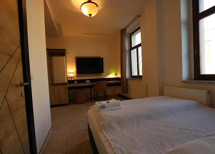 Hotel Am Fluss Saale Weißenfels