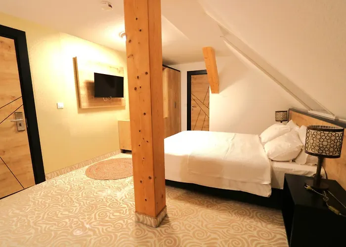 Am Fluss Saale 3* Weißenfels