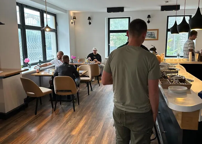 Hotel Am Fluss Saale 3*