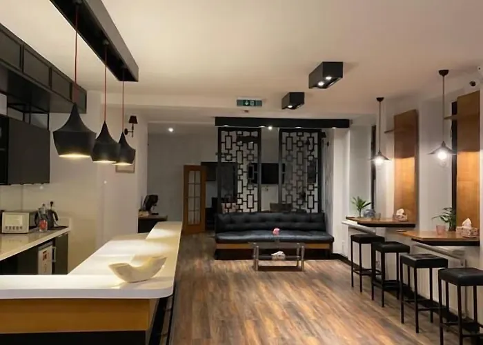 Am Fluss Saale Hotel