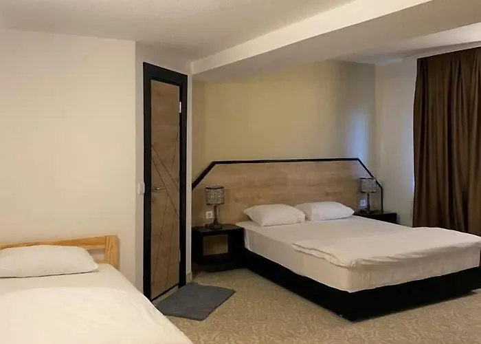 Am Fluss Saale Hotel